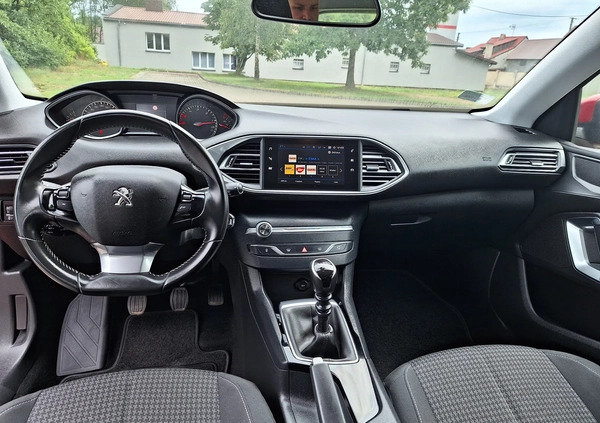 Peugeot 308 cena 45800 przebieg: 63000, rok produkcji 2019 z Ćmielów małe 37